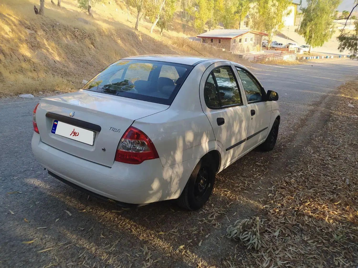 تیبا صندوق دار SX - 1400