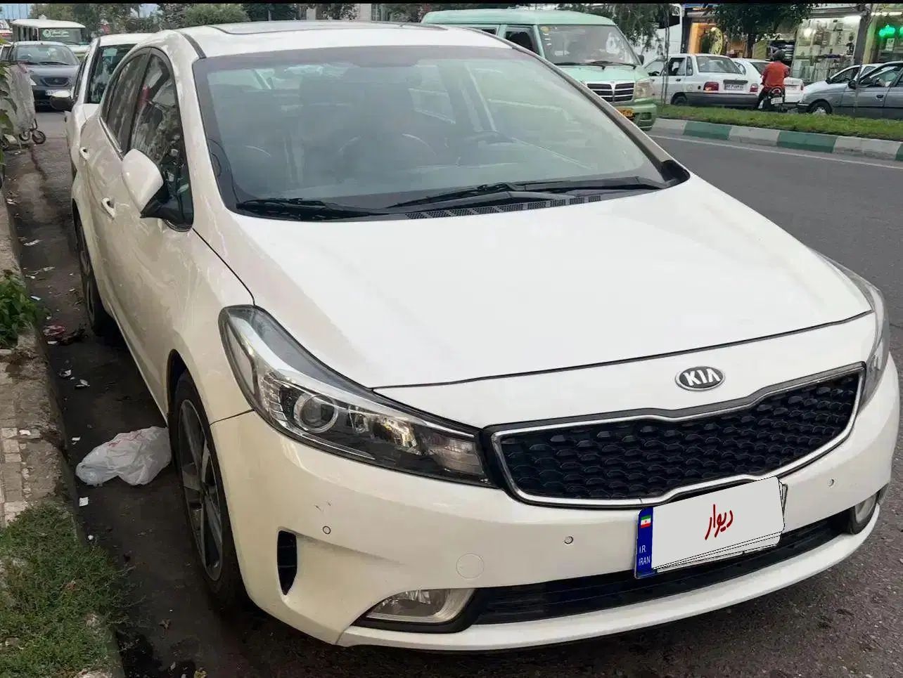 کیا سراتو 2.0 لیتر اتوماتیک GT لاین - 2017