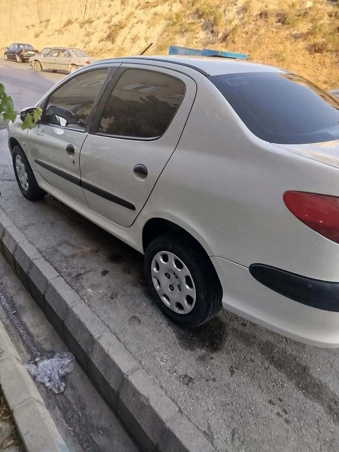 پژو ۲۰۶ صندوق دار v8 - 1388