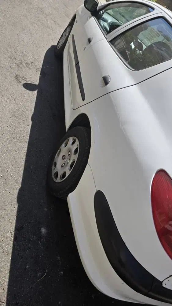 پژو ۲۰۶ صندوق دار v8 - 1396