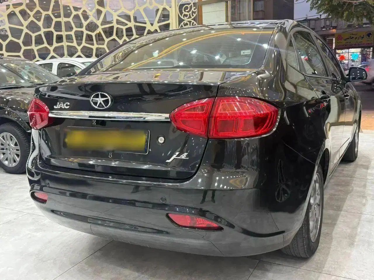 جک J4 اتوماتیک ساده - 1401