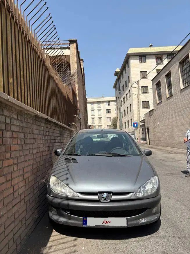پژو ۲۰۶ صندوق دار v8 - 1394