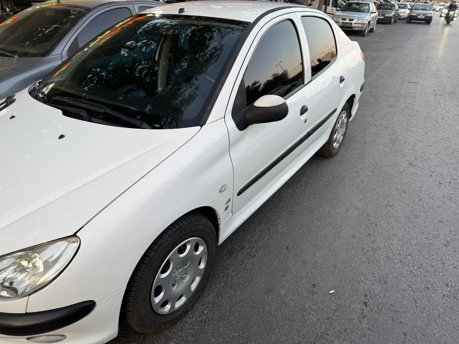 پژو ۲۰۶ صندوق دار v8 - 1392