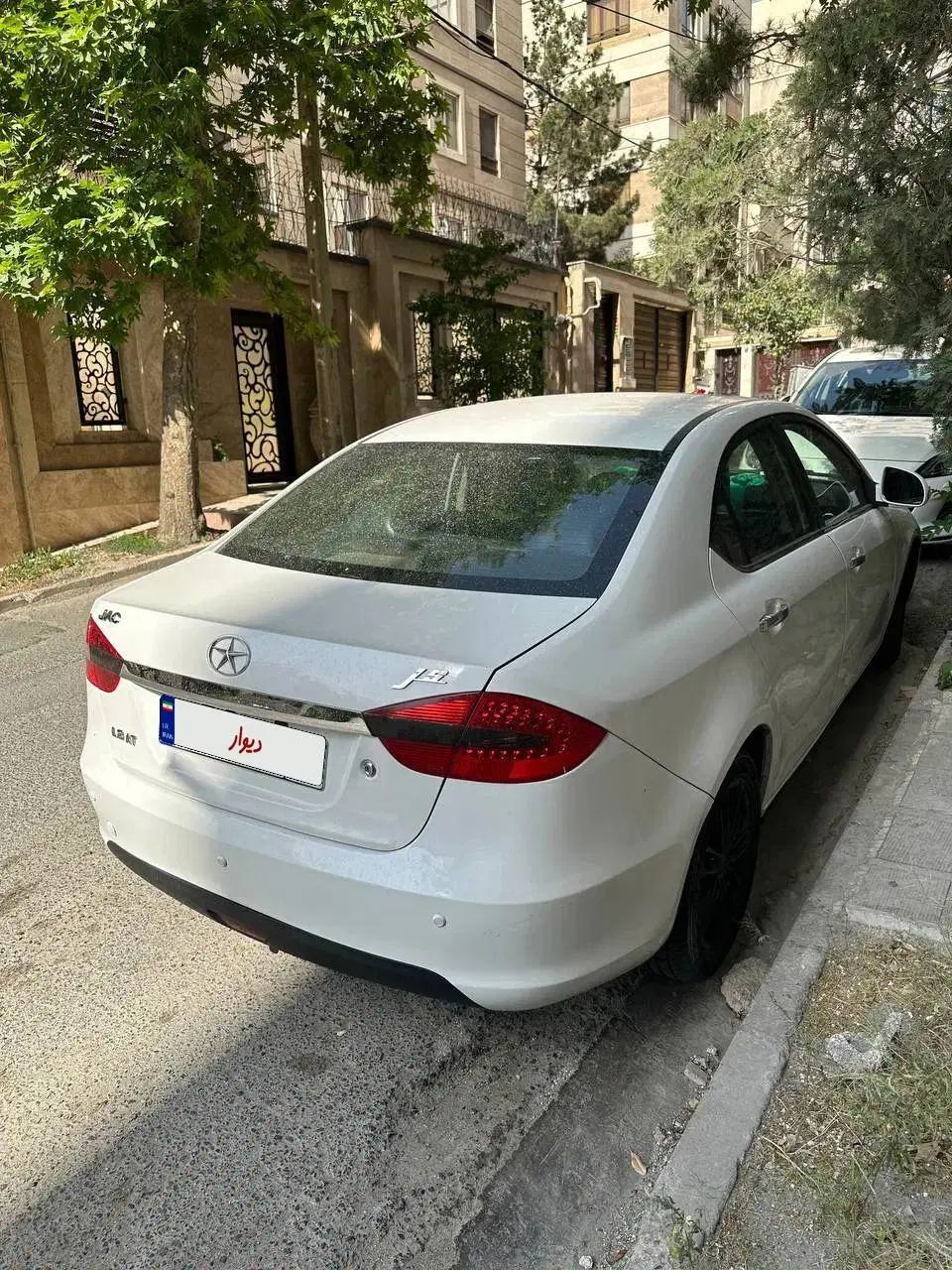 جک J5 اتوماتیک - 1394