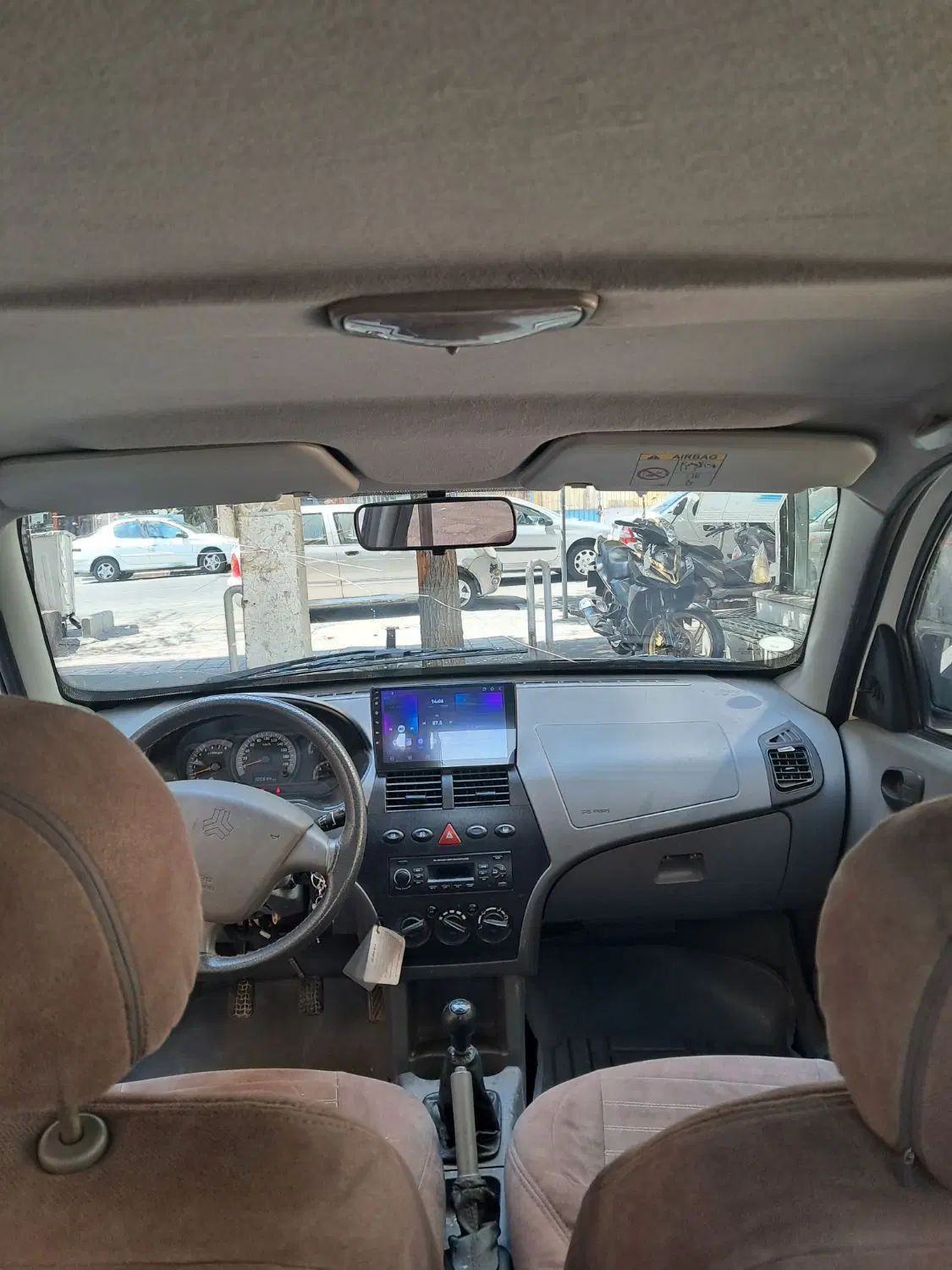 تیبا صندوق دار SX - 1401