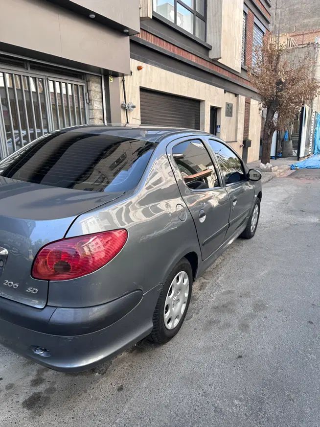 پژو ۲۰۶ صندوق دار v8 - 1394