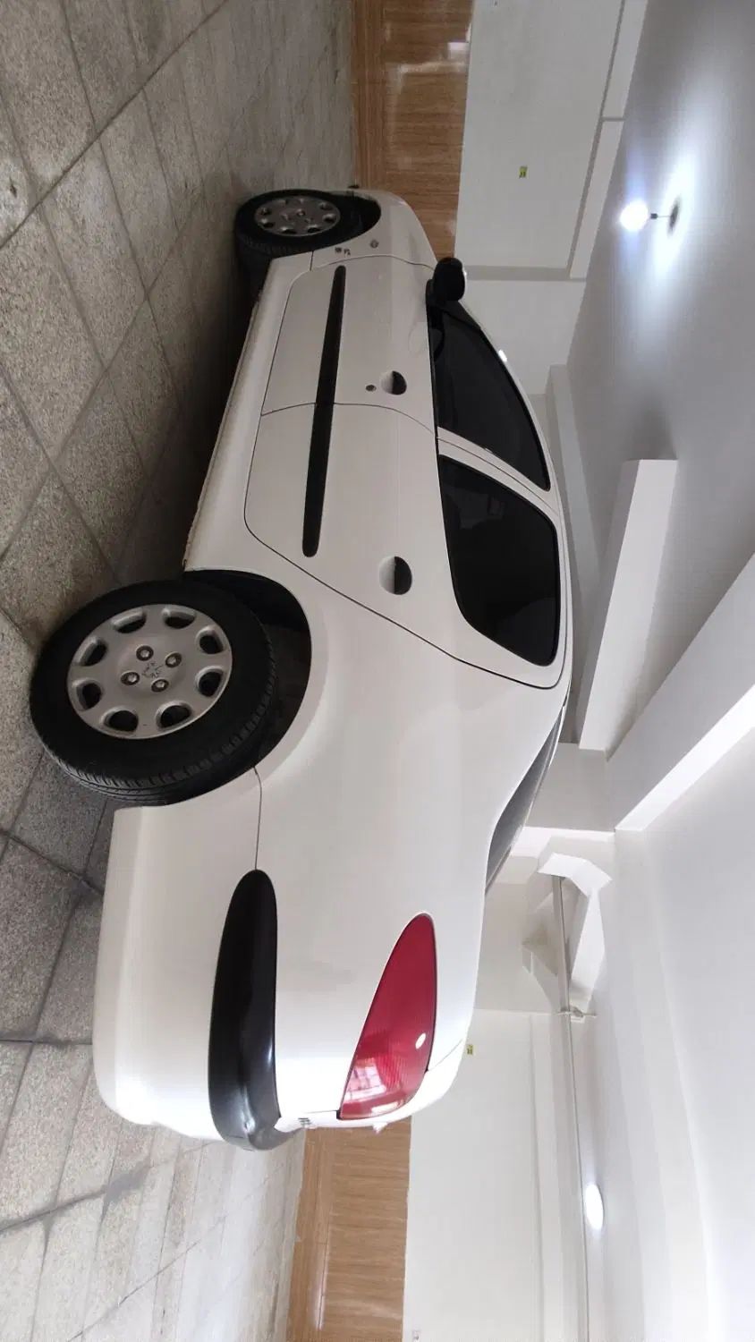 پژو ۲۰۶ صندوق دار v8 - 1396