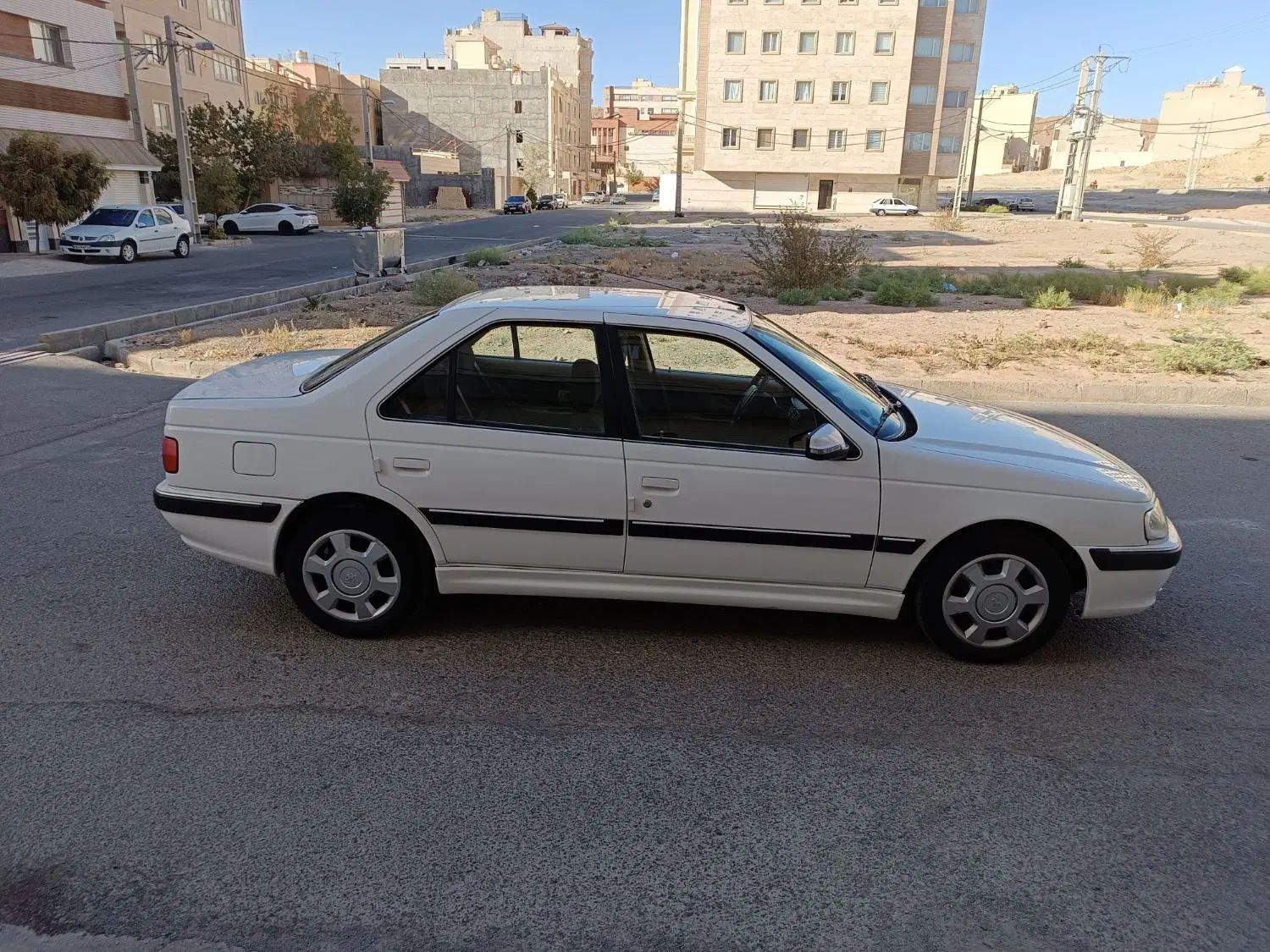 پژو پارس XU7P - 1401