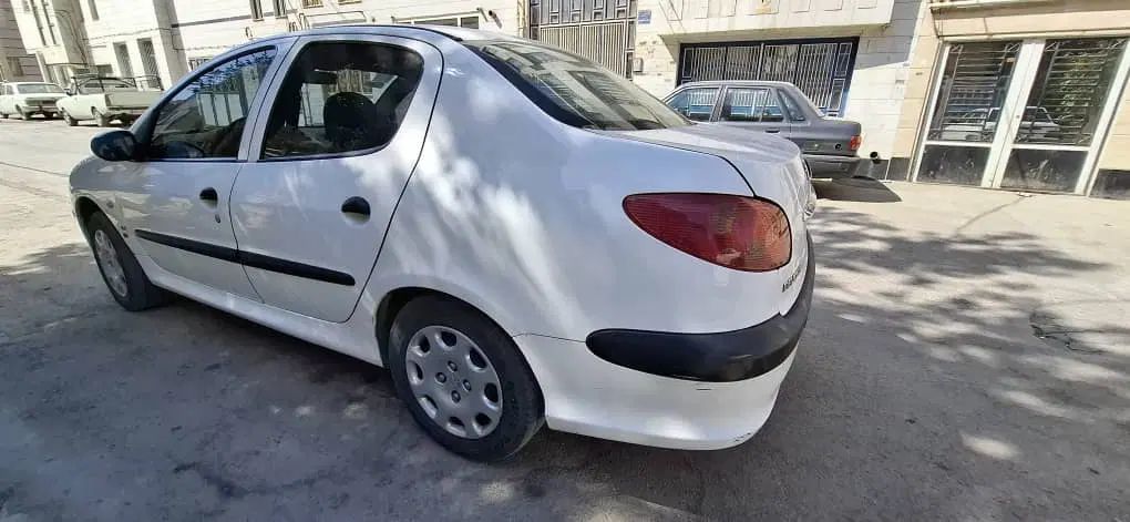 خودرو پژو، ۲۰۶ صندوق دار آگهی ann_20400527