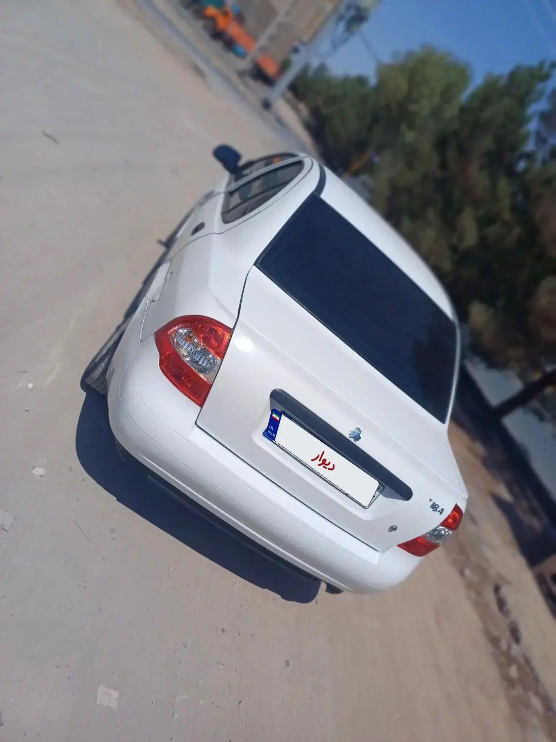 تیبا صندوق دار SX - 1400