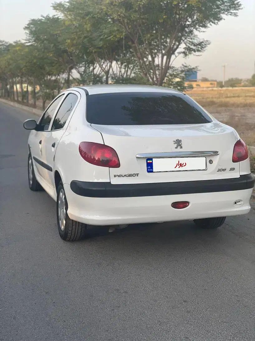 خودرو پژو، ۲۰۶ صندوق دار آگهی ann_20401018