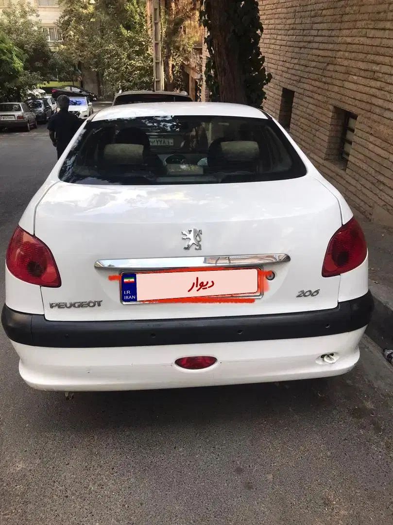 پژو ۲۰۶ صندوق دار v8 - 1390
