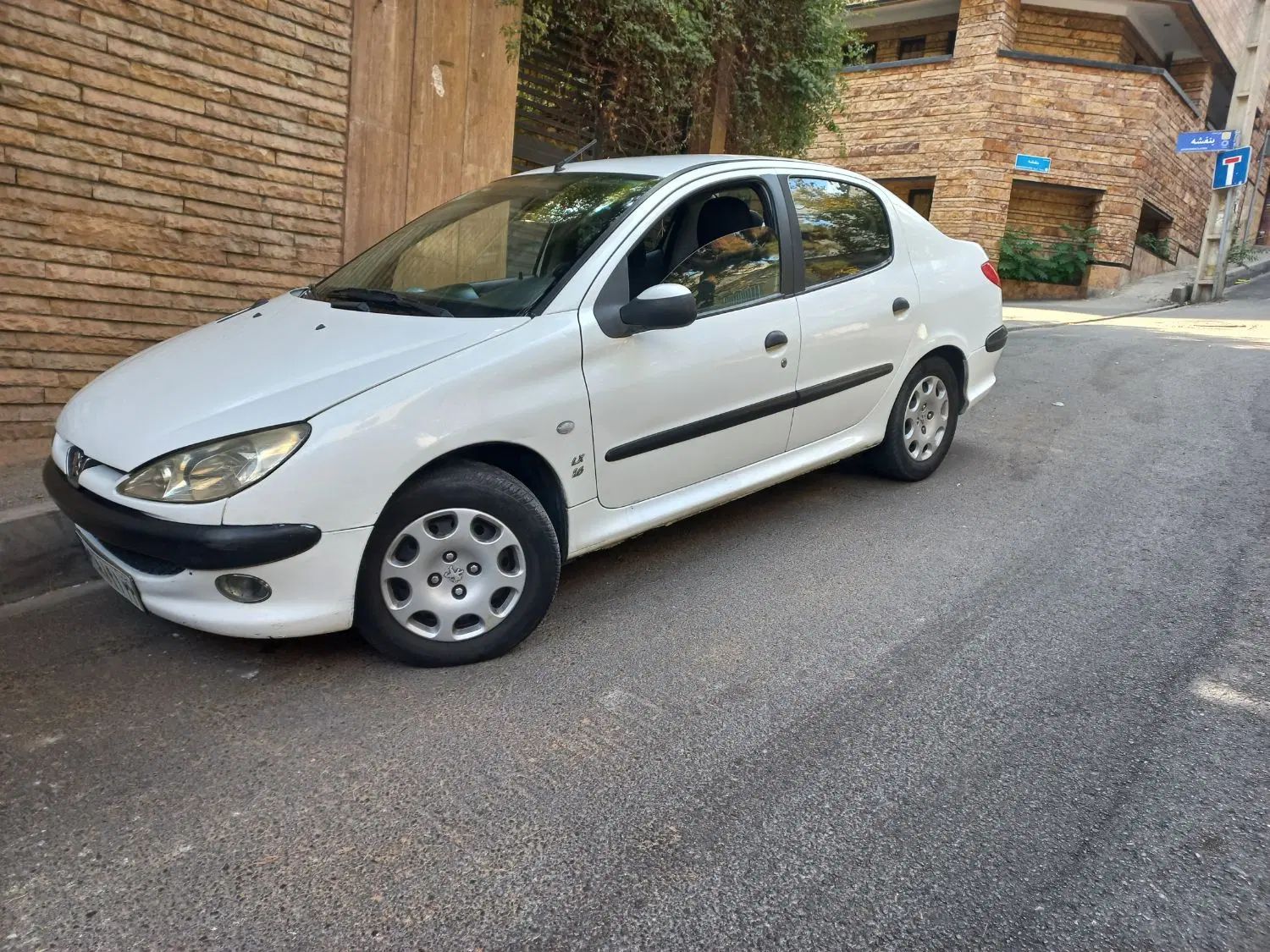 خودرو پژو، ۲۰۶ صندوق دار آگهی ann_20401062