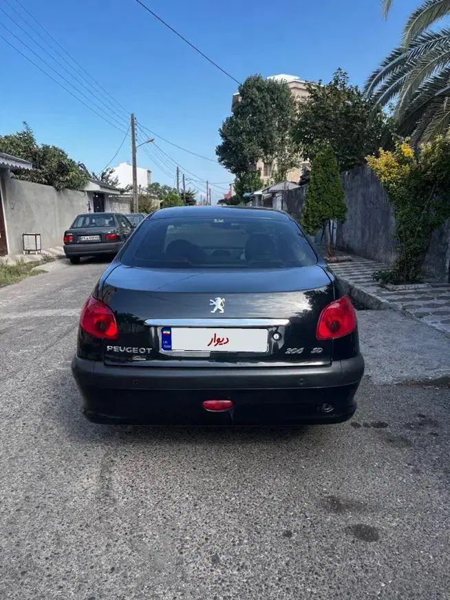 پژو ۲۰۶ صندوق دار v8 - 1397