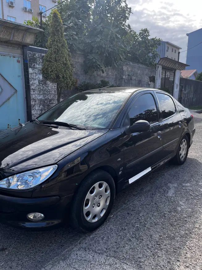 پژو ۲۰۶ صندوق دار v8 - 1397