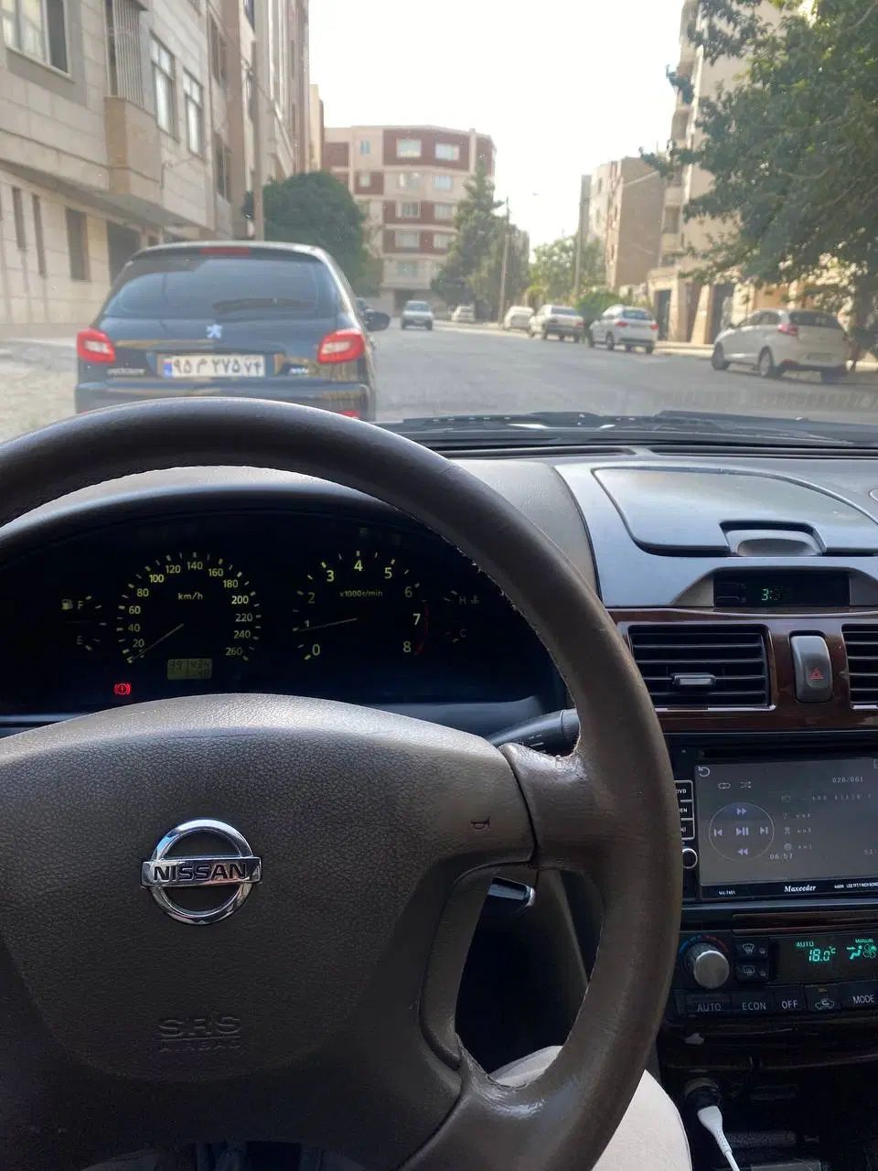 نیسان ماکسیما مونتاژ دنده‌ای - 1385