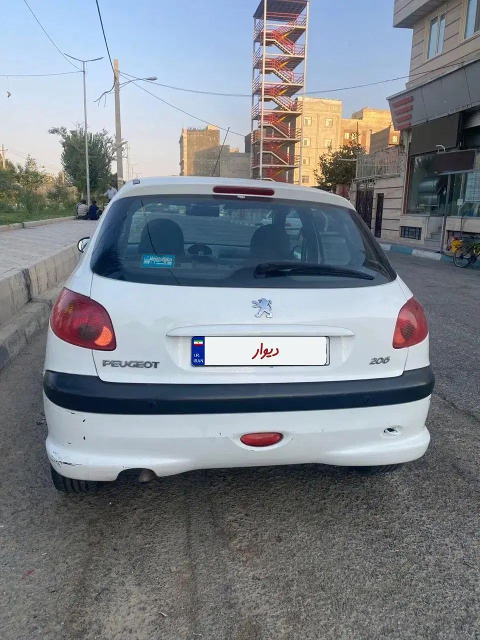 پژو 206 تیپ 2 - 1395