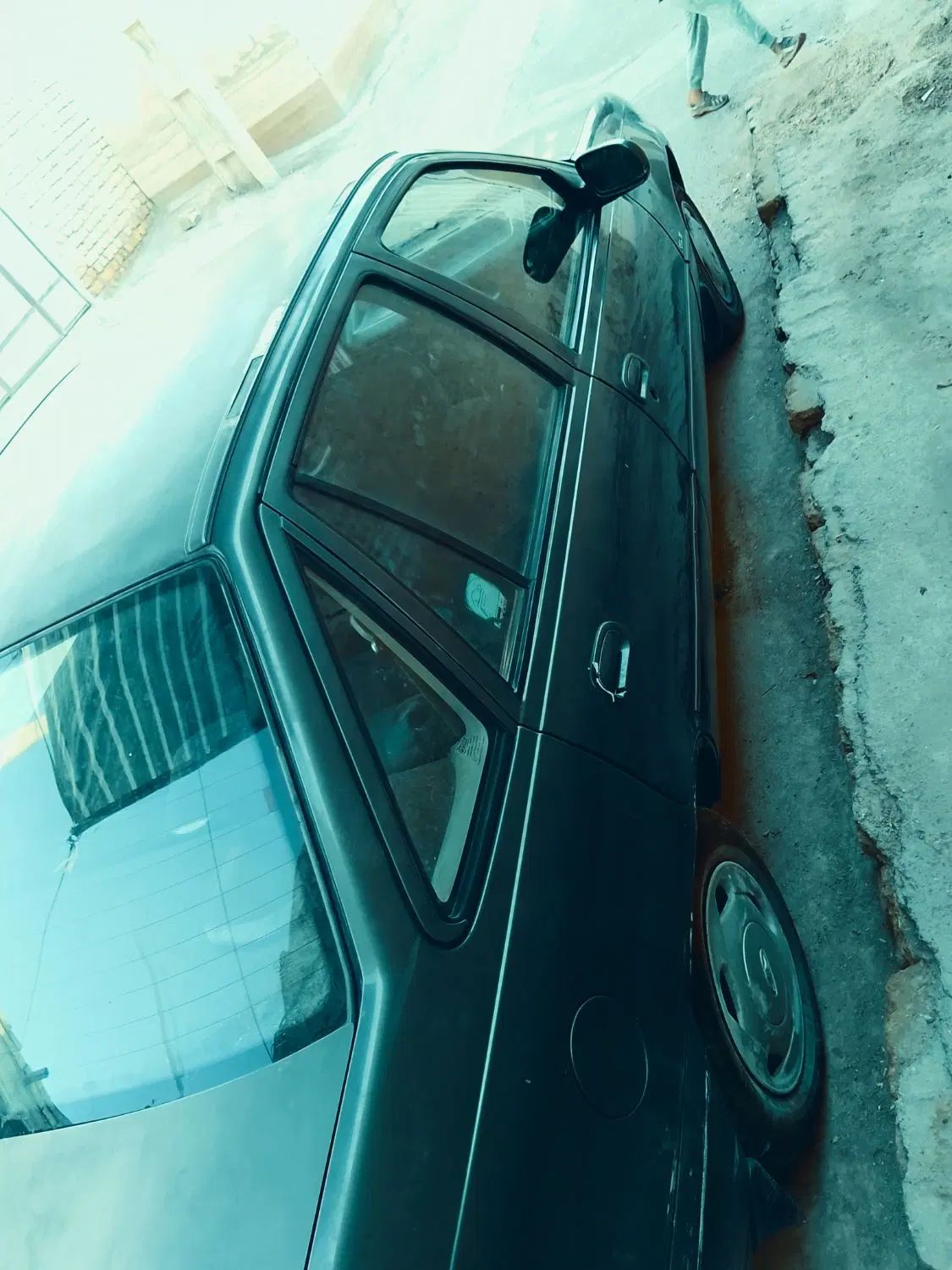 دوو سیلو سدان - 1380