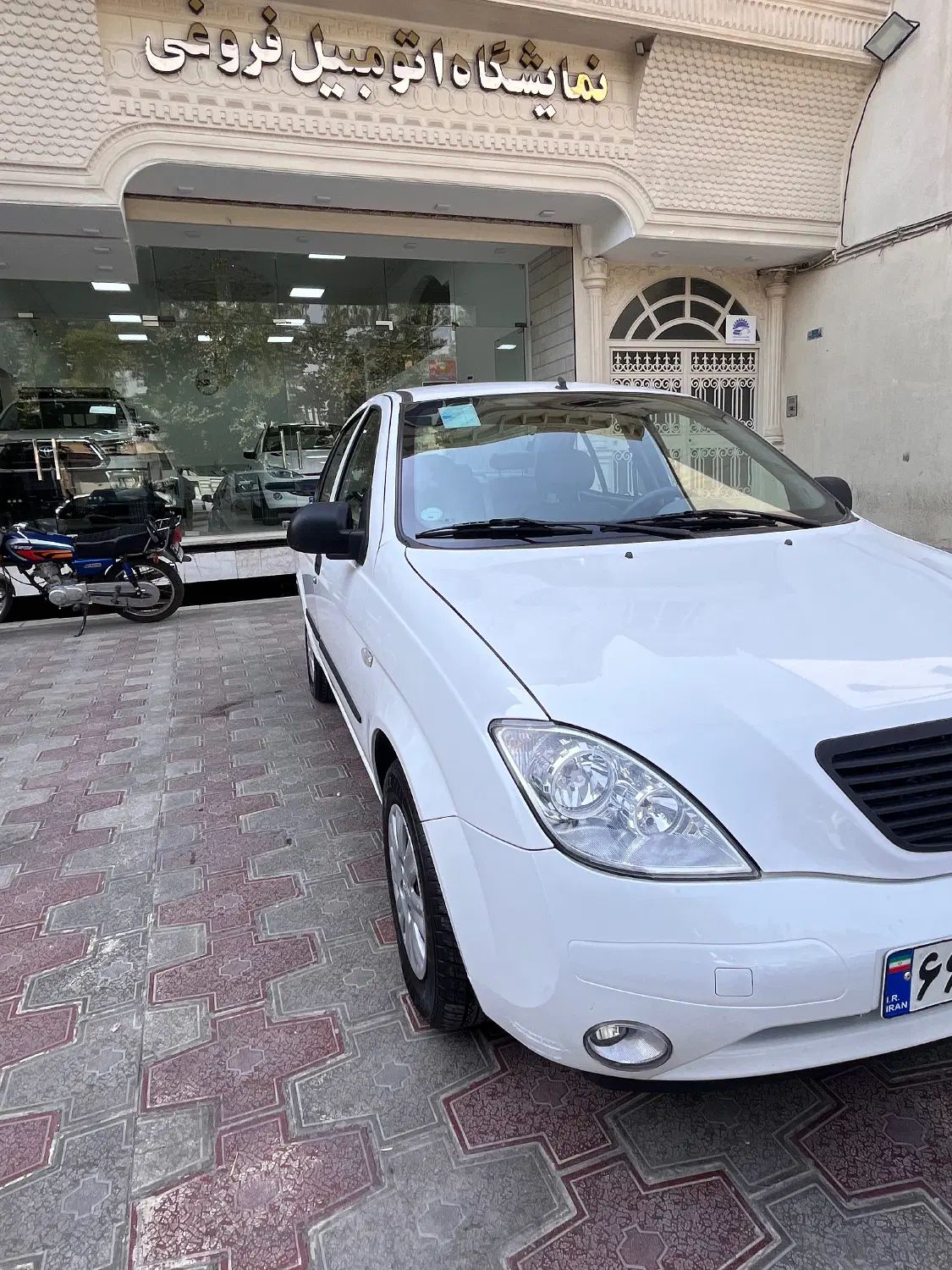 تیبا صندوق دار SX - 1401