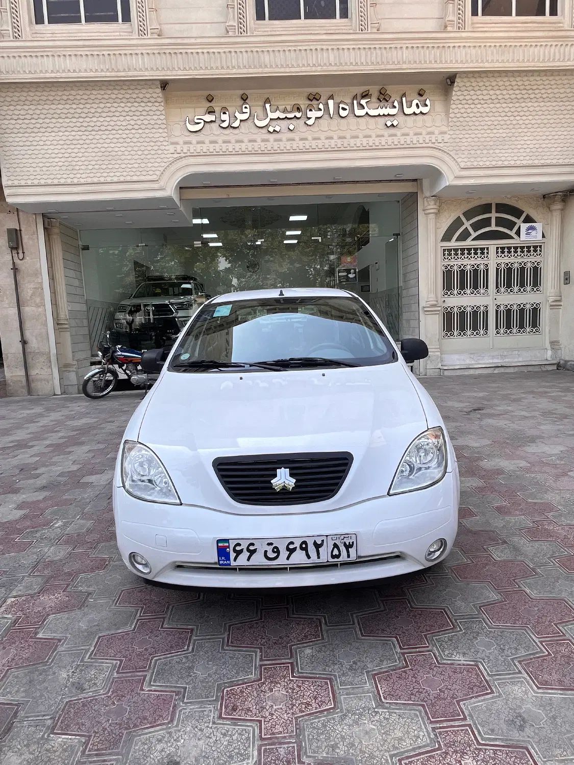 تیبا صندوق دار SX - 1401