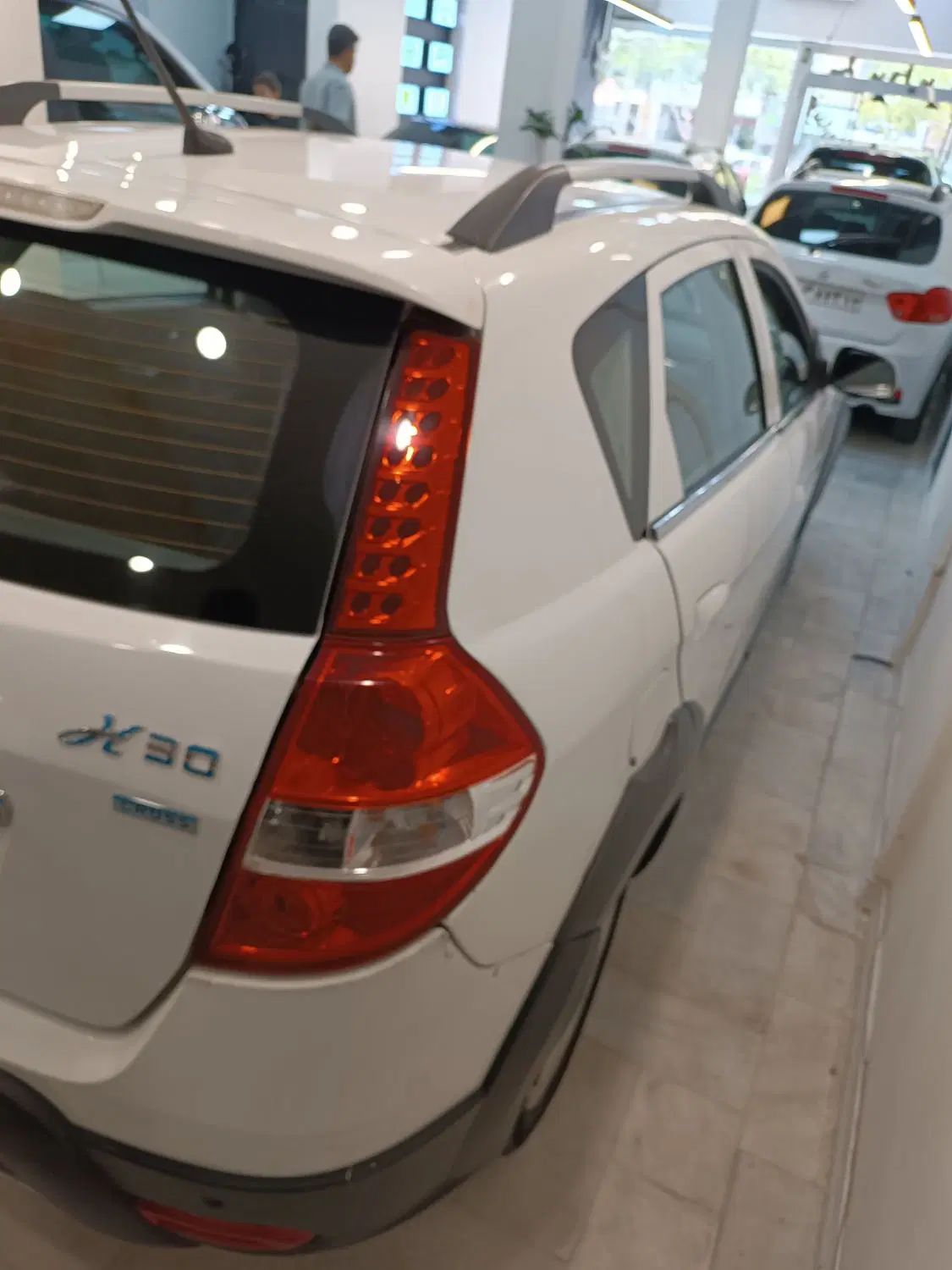 خودرو دانگ فنگ، H30 کراس آگهی ann_20402411