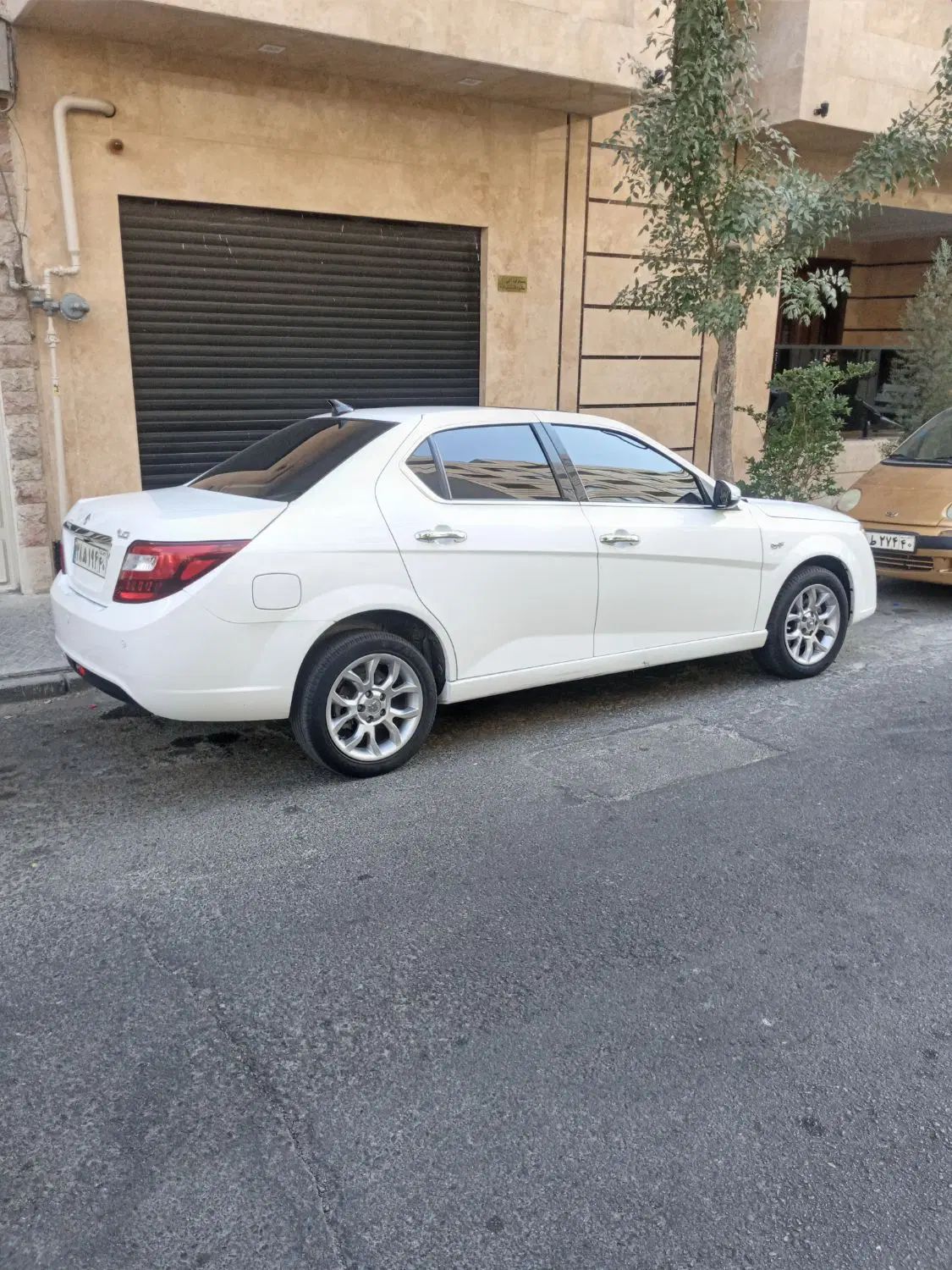 دنا پلاس توربو 6 دنده - 1401