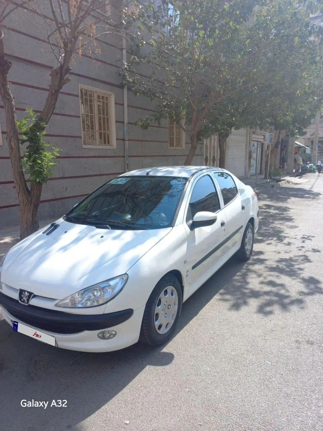 پژو ۲۰۶ صندوق دار v8 - 1399