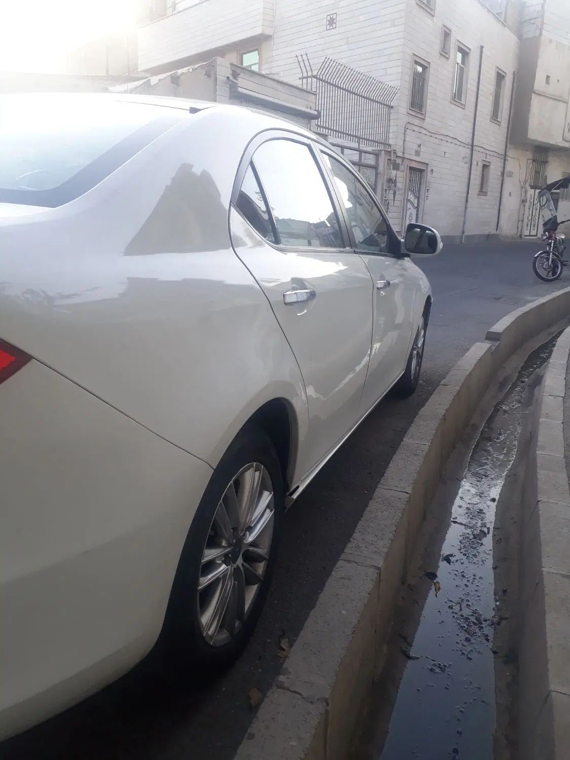 جک J5 اتوماتیک - 1393