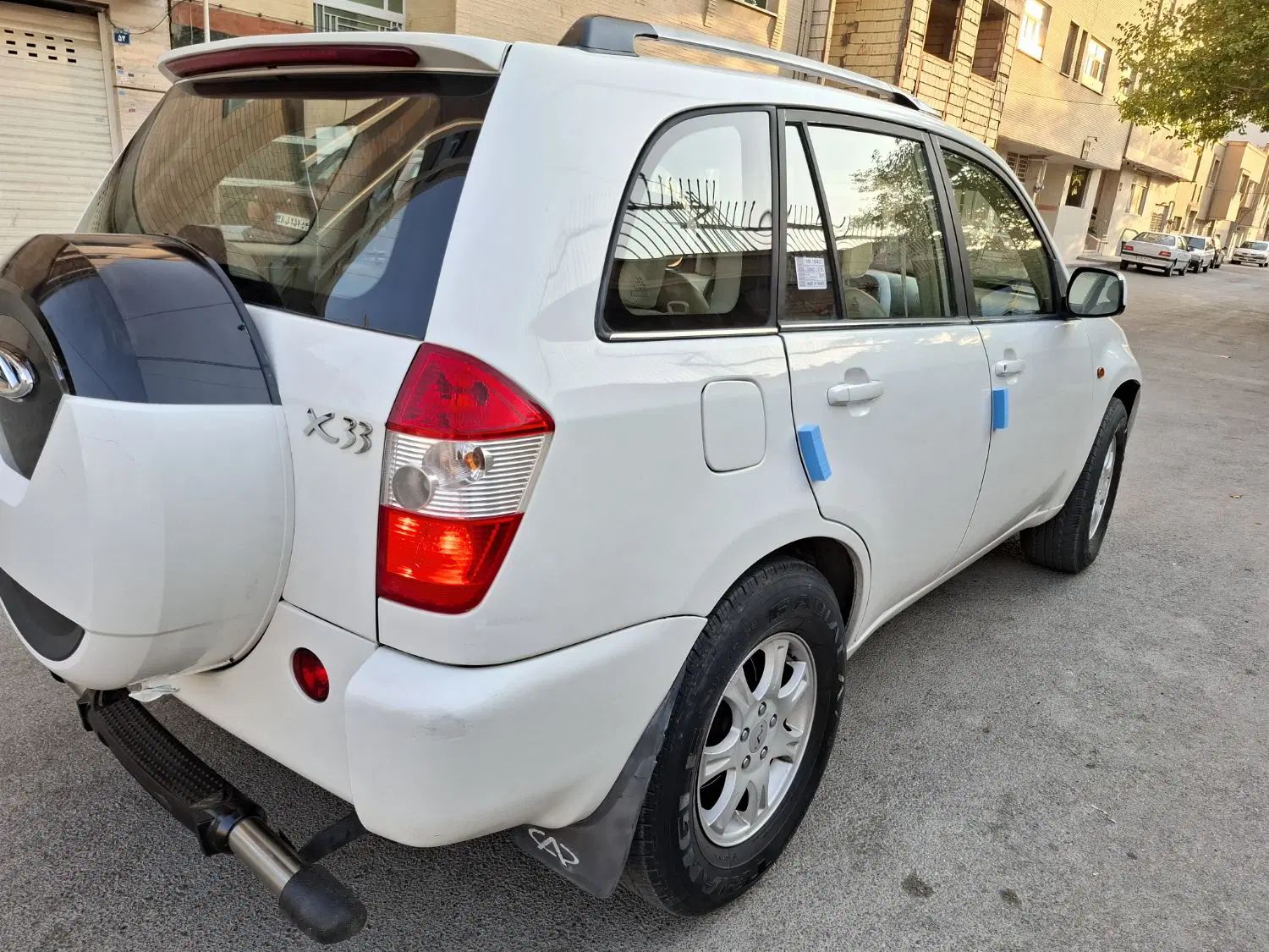 خودرو ام وی ام، X33 آگهی ann_20402838