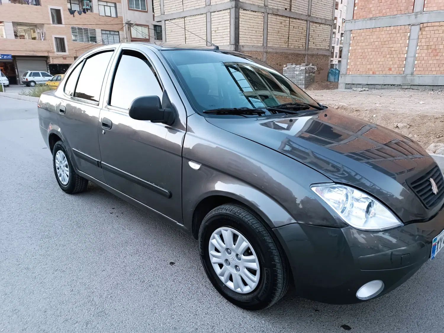 تیبا صندوق دار SX - 1390