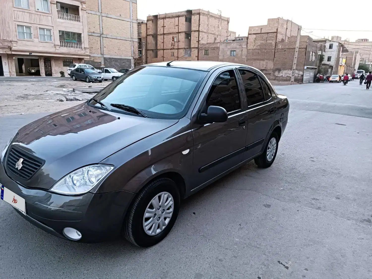 تیبا صندوق دار SX - 1390