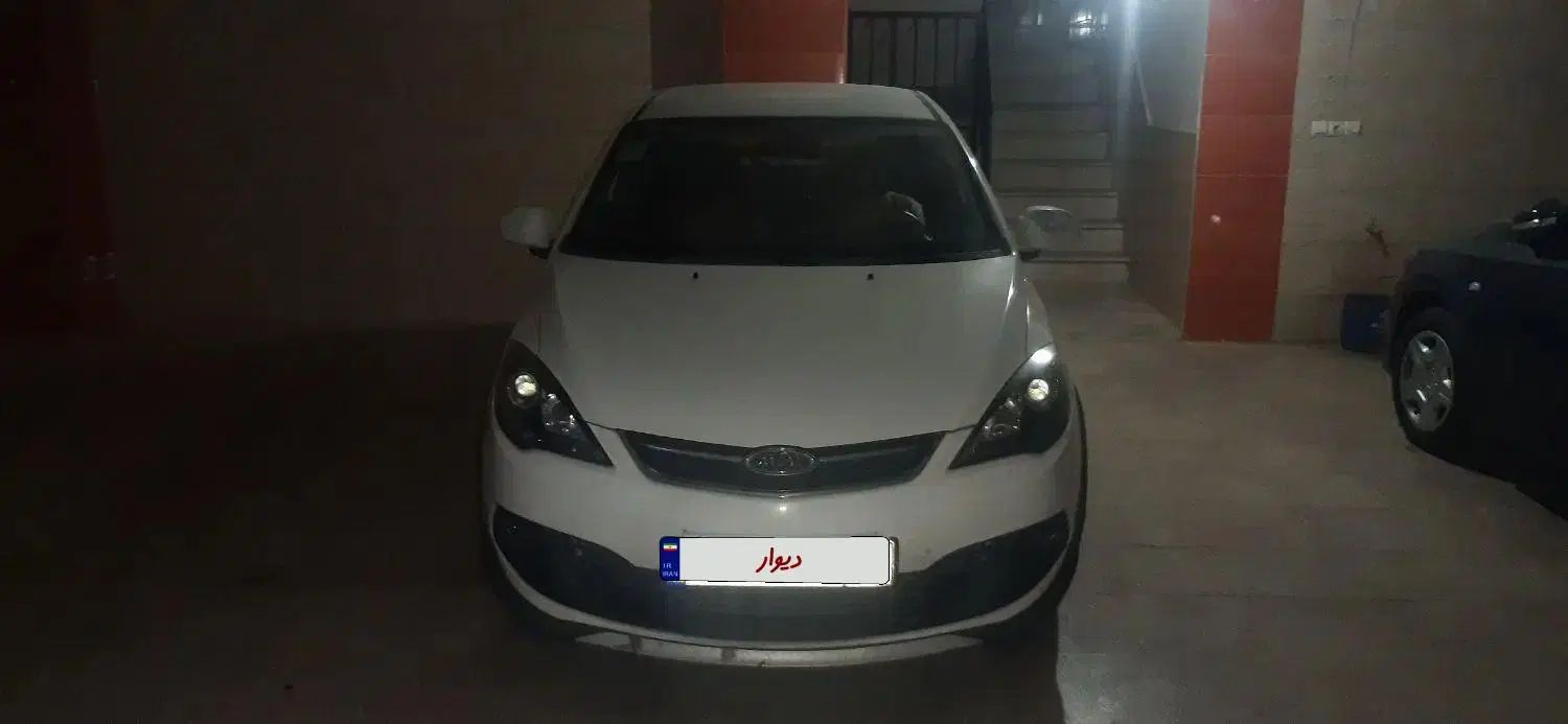 ام وی ام 315 هاچ بک اسپرت لاکچری - 1395