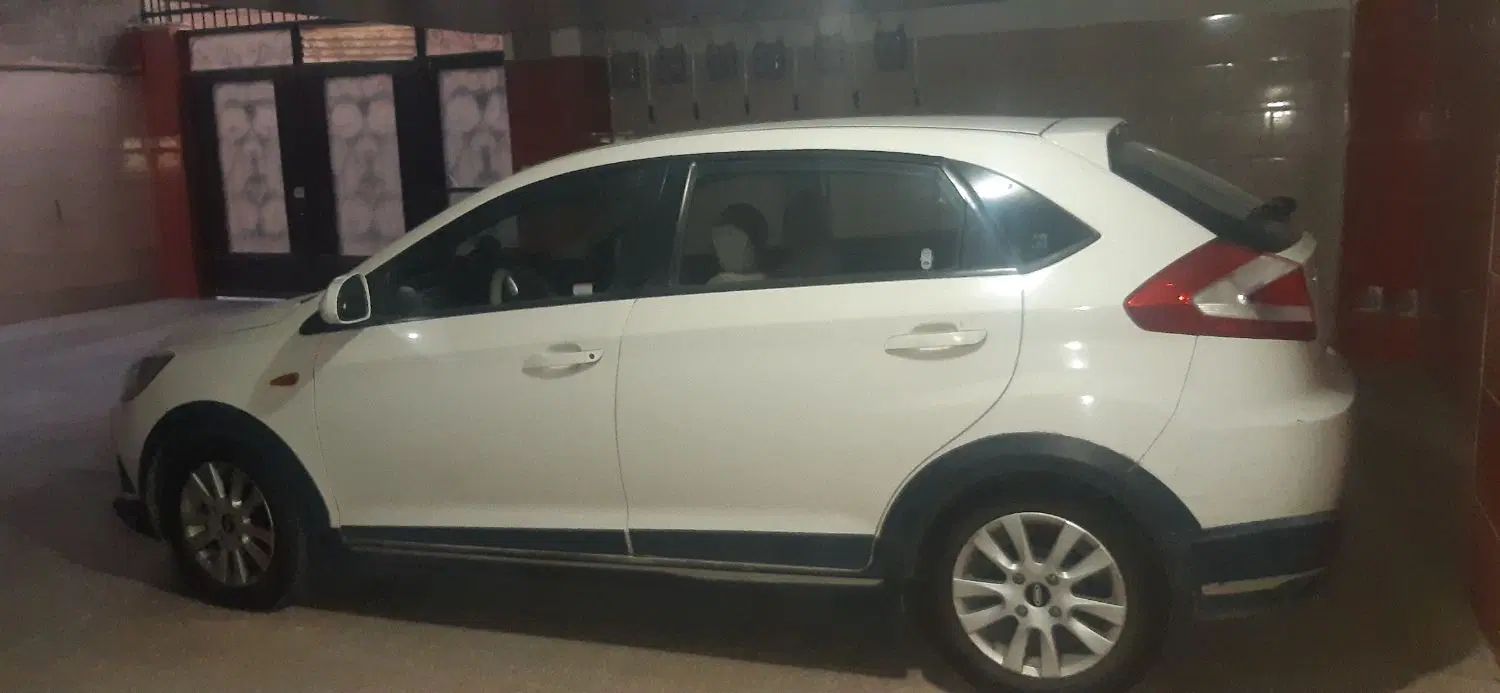 ام وی ام 315 هاچ بک اسپرت لاکچری - 1395