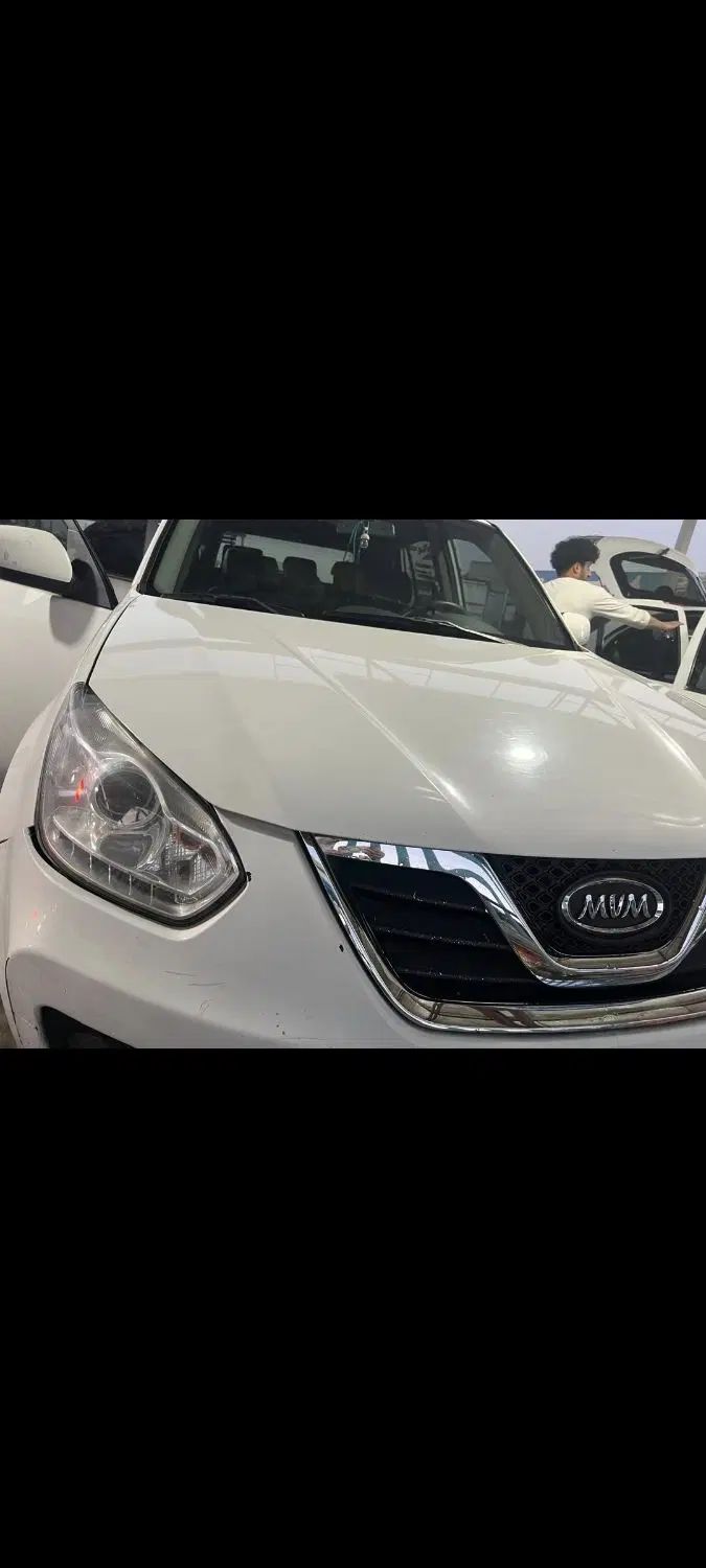 ام وی ام X33 دنده‌ای ساده - 1393
