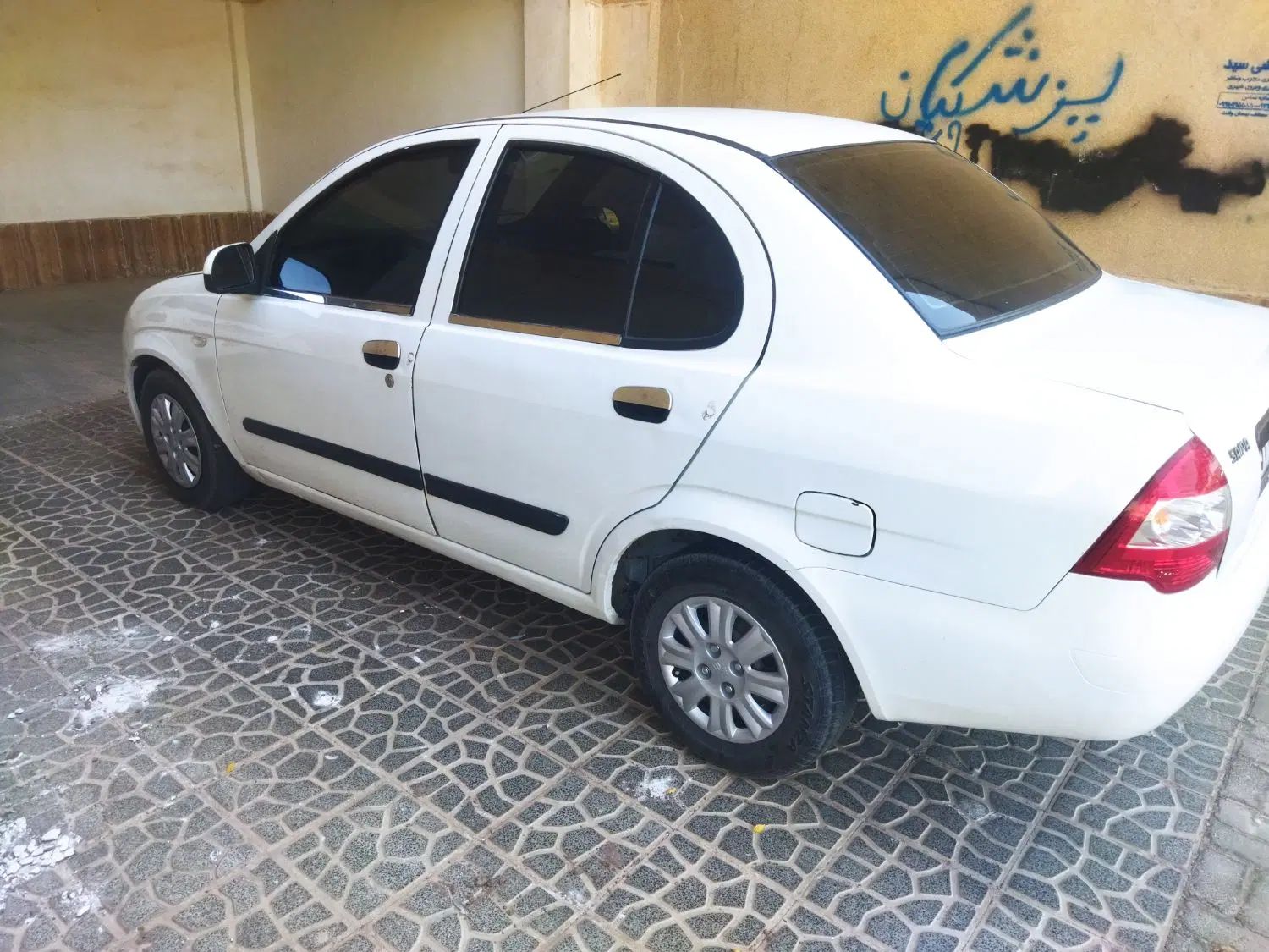 تیبا صندوق دار SX - 1390