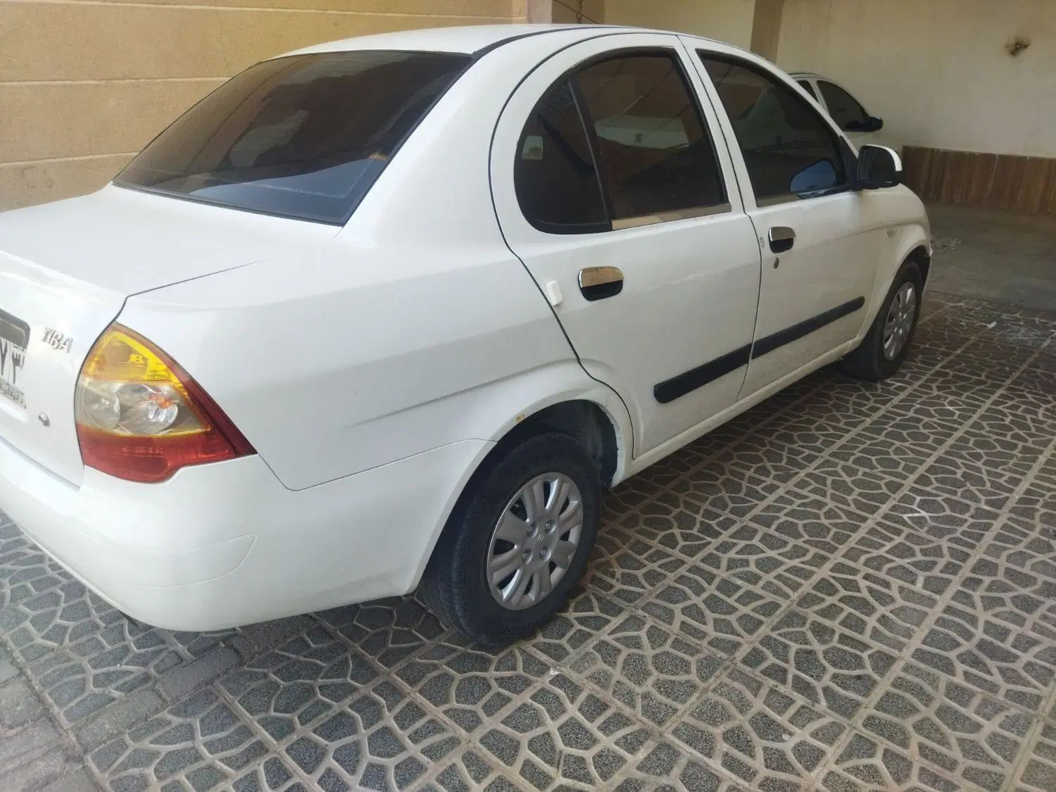 تیبا صندوق دار SX - 1390