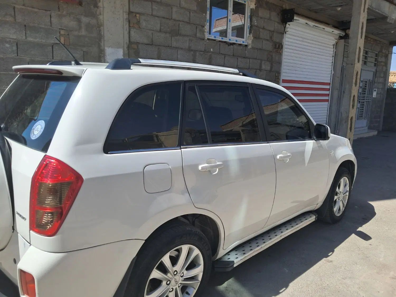 خودرو ام وی ام، X33 آگهی ann_20403756