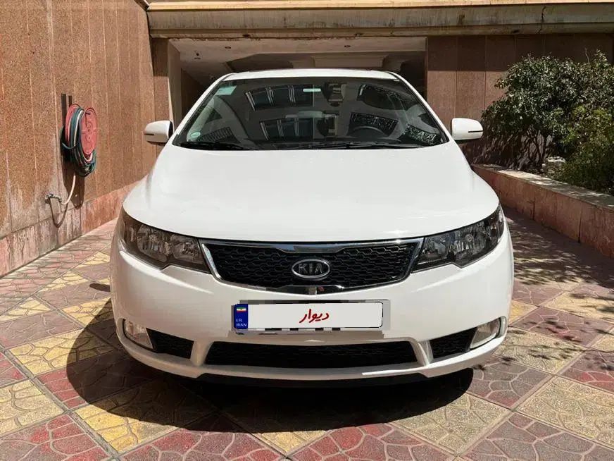 خودرو کیا، سراتو مونتاژ آگهی ann_20403924