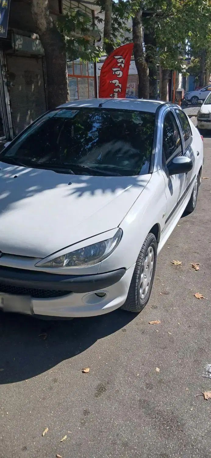 پژو ۲۰۶ صندوق دار v8 - 1395