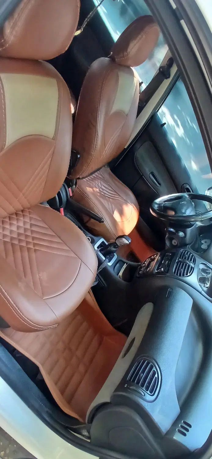 پژو ۲۰۶ صندوق دار v8 - 1395