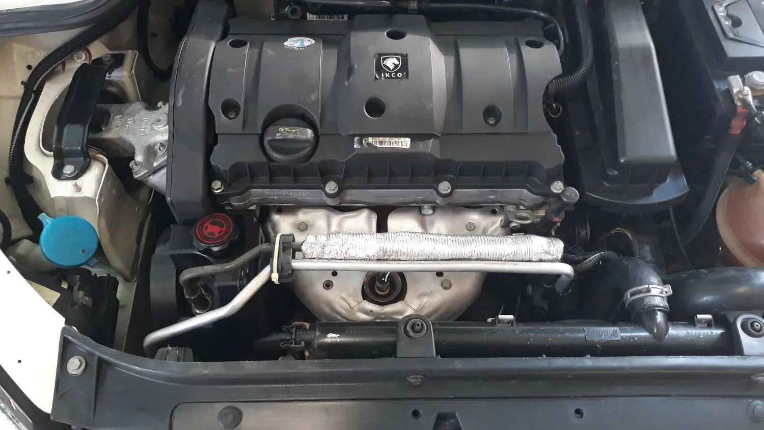 پژو ۲۰۶ صندوق دار v8 - 1398