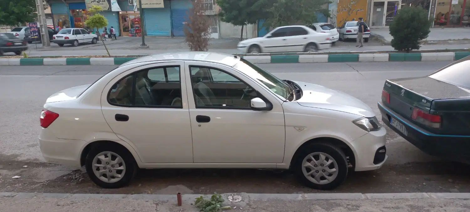 ساینا S دنده‌ای معمولی - 1401