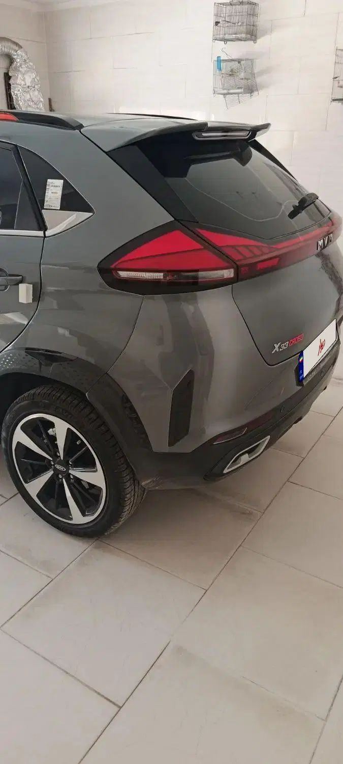 ام وی ام X33 کراس دنده‌ای - 1403