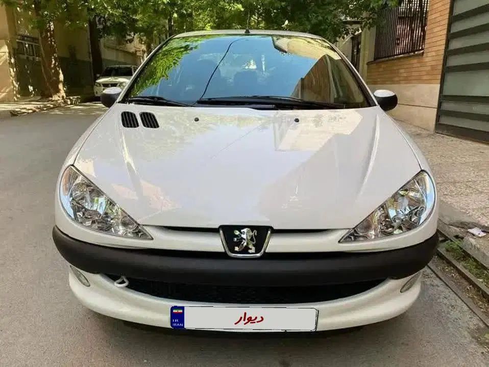 پژو ۲۰۶ صندوق دار v8 - 1389