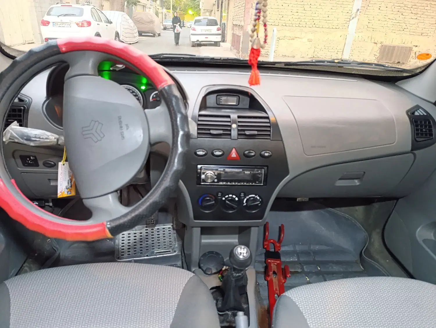 تیبا صندوق دار SX - 1398