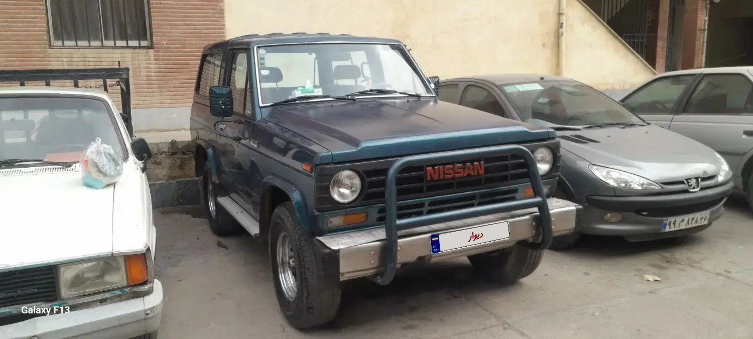 نیسان پاترول دو درب دنده‌ای - 1997