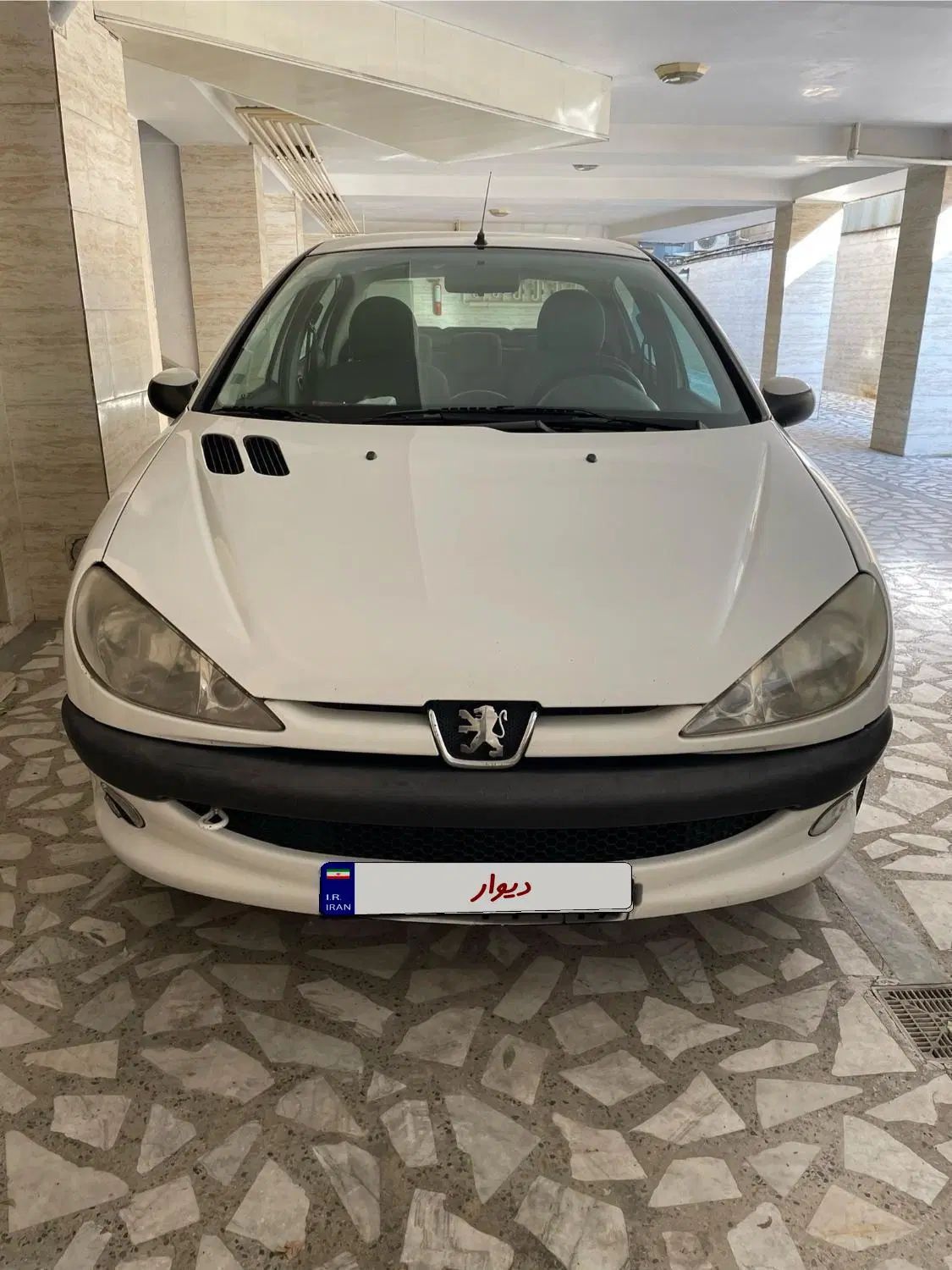 پژو ۲۰۶ صندوق دار v8 - 1394