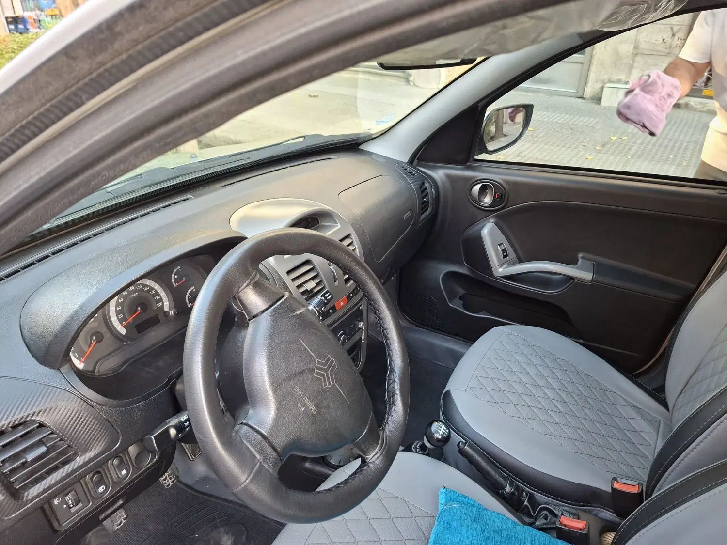 کوییک R دنده‌ای - 1400