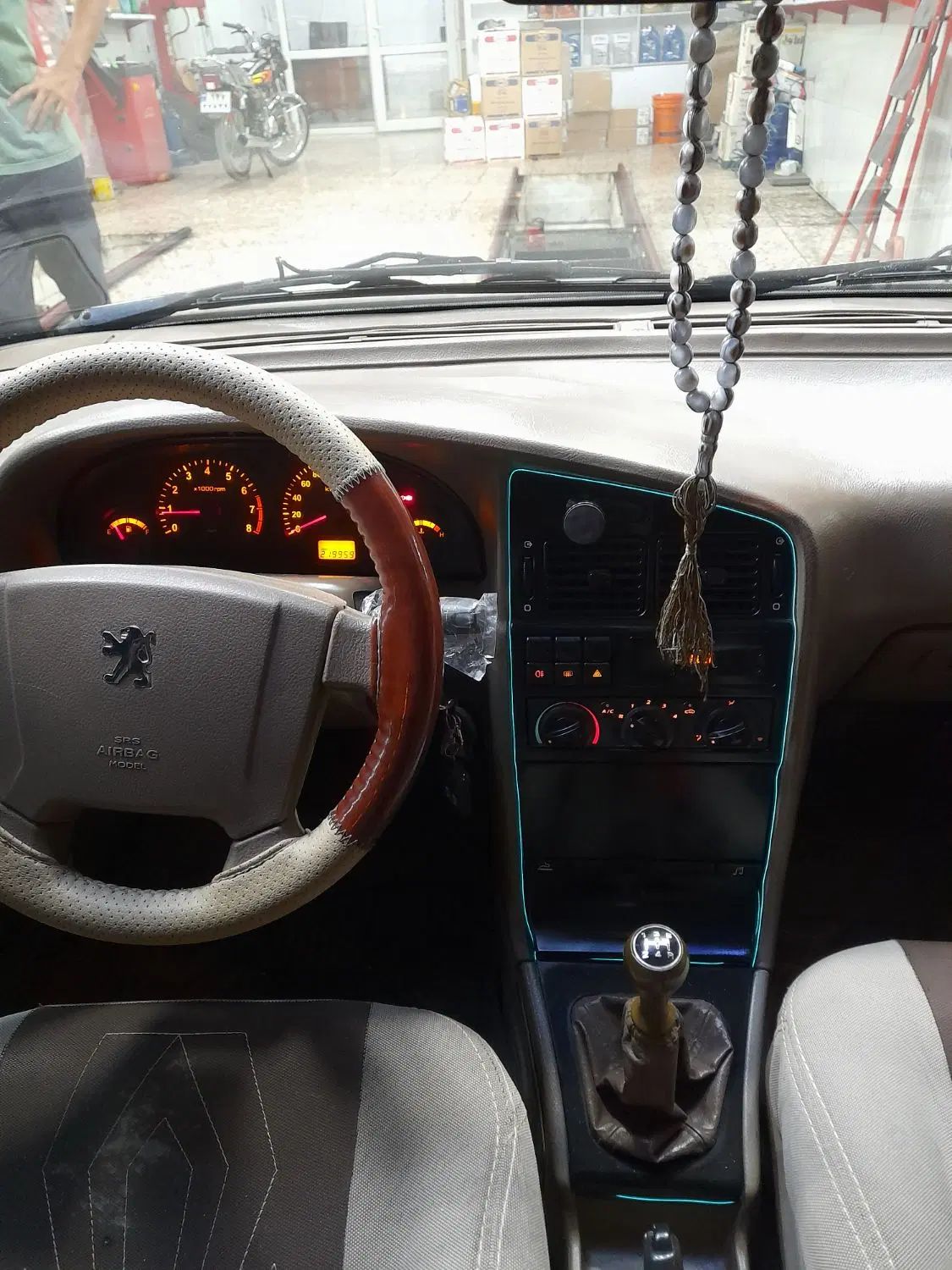 پژو 405 SLX بنزینی TU5 - 1390