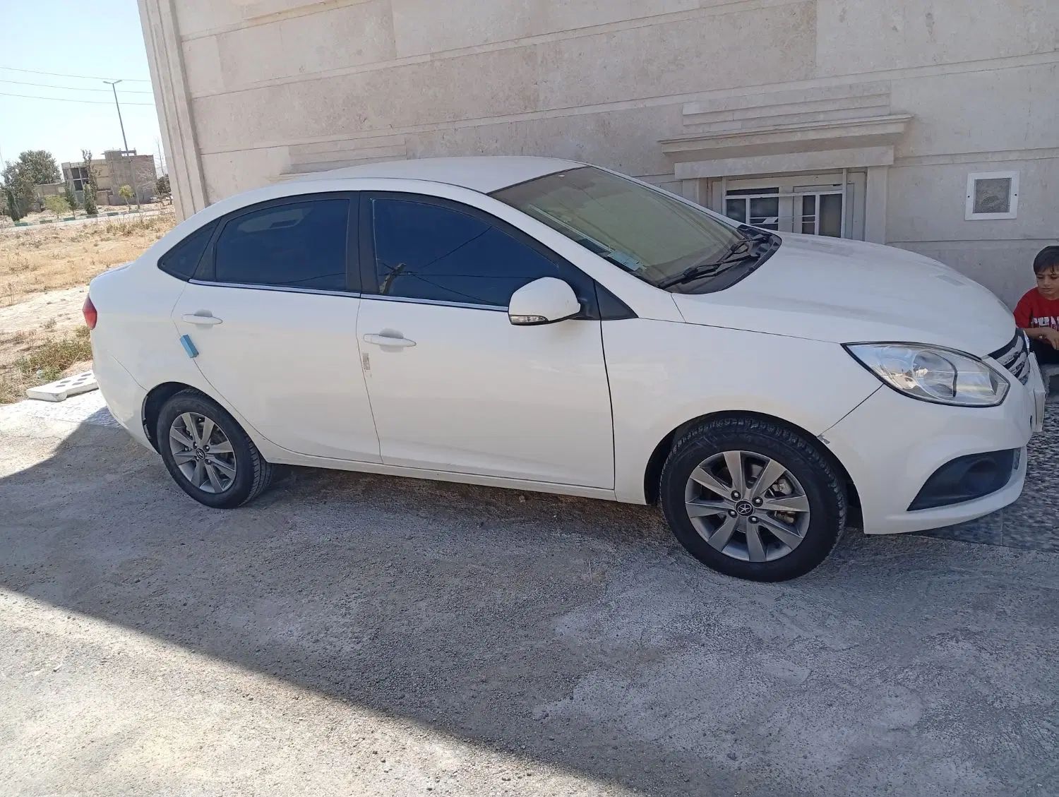 جک J4 اتوماتیک آپشنال - 1402